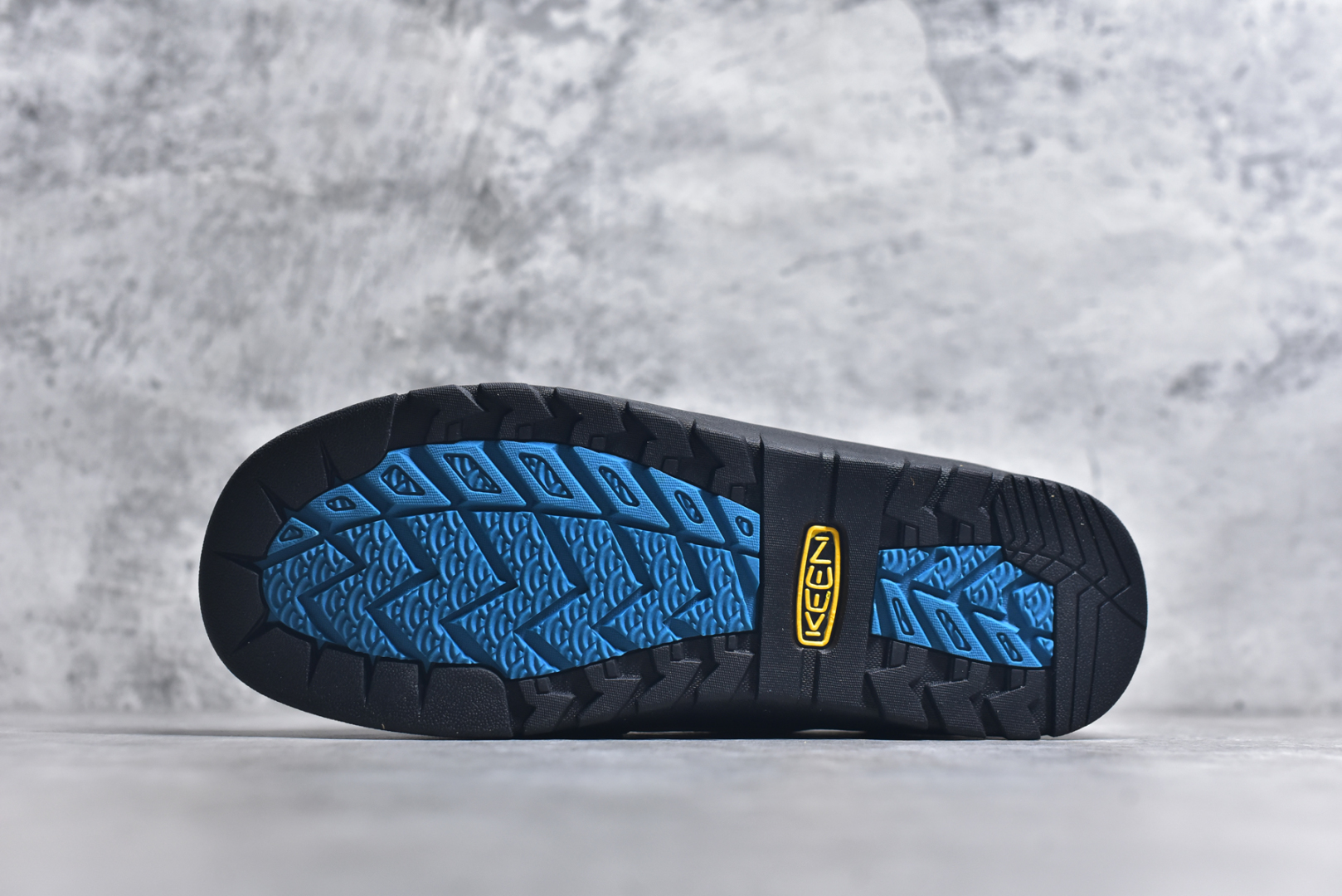 图片[6]-#Keen Jasper Rocks SP 美国人气户外品牌-科恩贾斯珀都市系列复古低帮系带户外风露营徒步登山运动训练鞋 原楦型开发纸版 采用固色翻毛皮鞋面材质 内嵌高密度EVA发泡缓震脚垫 外置一体式包裹防滑防剐蹭耐磨橡胶大底 向经典的90年代致敬 山系神级鞋履 尺码：35 36 37 38 39 40 41 42 43 44 45-选品中心