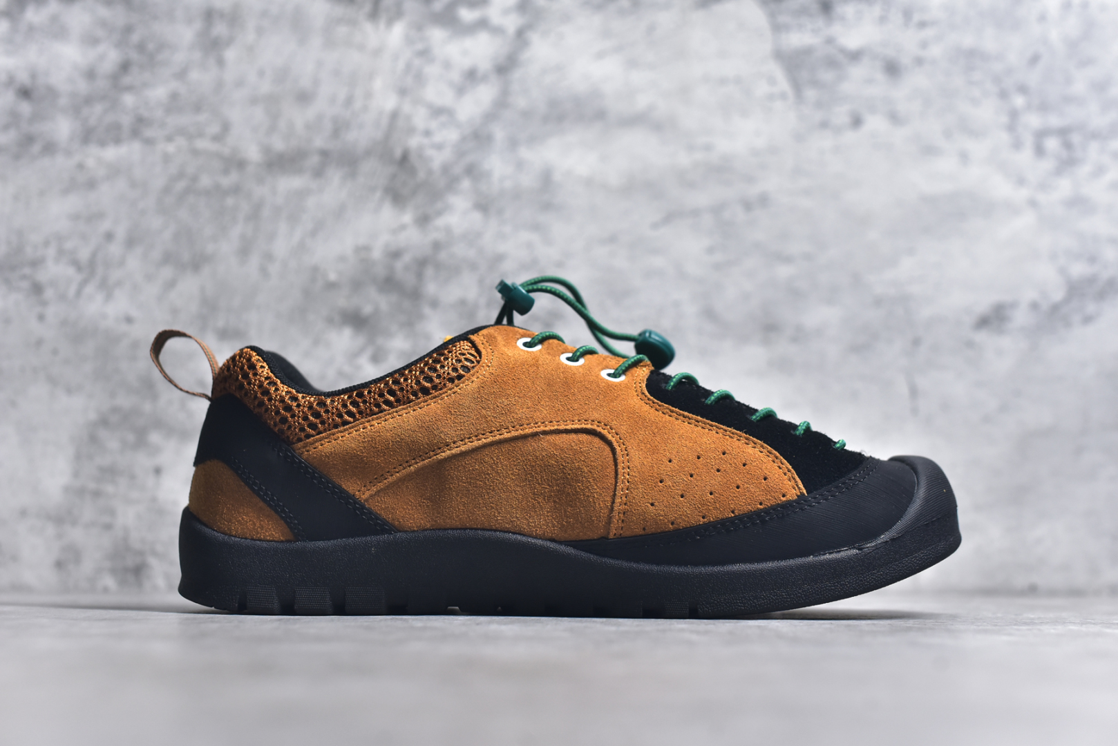 图片[3]-#Keen Jasper Rocks SP 美国人气户外品牌-科恩贾斯珀都市系列复古低帮系带户外风露营徒步登山运动训练鞋 原楦型开发纸版 采用固色翻毛皮鞋面材质 内嵌高密度EVA发泡缓震脚垫 外置一体式包裹防滑防剐蹭耐磨橡胶大底 向经典的90年代致敬 山系神级鞋履 尺码：35 36 37 38 39 40 41 42 43 44 45-选品中心