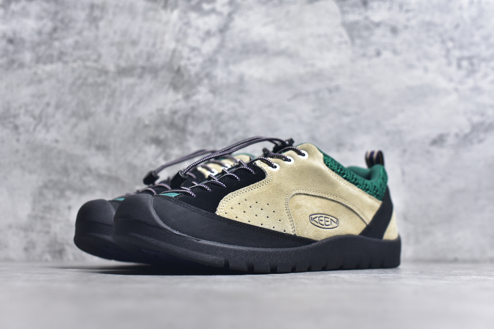 图片[2]-#Keen Jasper Rocks SP 美国人气户外品牌-科恩贾斯珀都市系列复古低帮系带户外风露营徒步登山运动训练鞋 原楦型开发纸版 采用固色翻毛皮鞋面材质 内嵌高密度EVA发泡缓震脚垫 外置一体式包裹防滑防剐蹭耐磨橡胶大底 向经典的90年代致敬 山系神级鞋履 尺码：35 36 37 38 39 40 41 42 43 44 45-选品中心