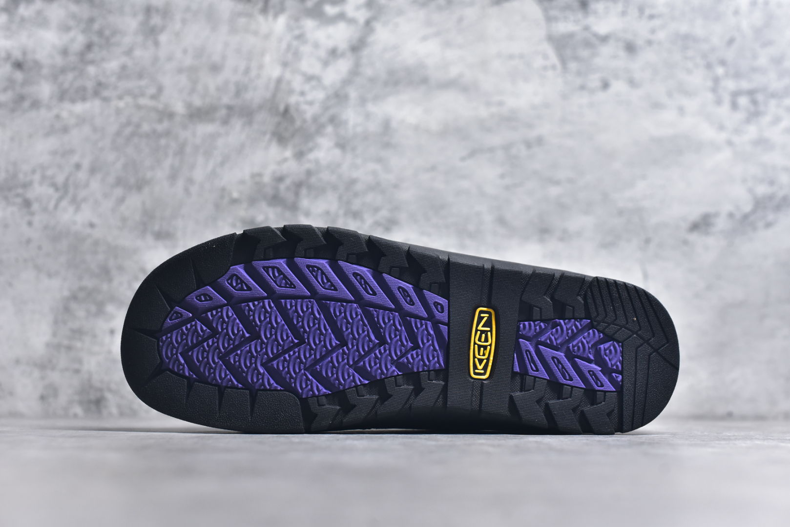 图片[6]-#Keen Jasper Rocks SP 美国人气户外品牌-科恩贾斯珀都市系列复古低帮系带户外风露营徒步登山运动训练鞋 原楦型开发纸版 采用固色翻毛皮鞋面材质 内嵌高密度EVA发泡缓震脚垫 外置一体式包裹防滑防剐蹭耐磨橡胶大底 向经典的90年代致敬 山系神级鞋履 尺码：35 36 37 38 39 40 41 42 43 44 45-选品中心