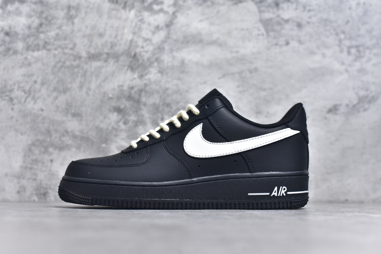 #Nike Air Force 1\’07 Low 黑白麻绳 空军一号低帮休闲板鞋 ZH0316-073 #原楦头原纸板 原装鞋盒 定制五金配件 内置全掌气垫 原厂鞋底 尺码：36 36.5 37.5 38 38.5 39 40 40.5 41 42 42.5 43 44 44.5 45 9.D4-选品中心
