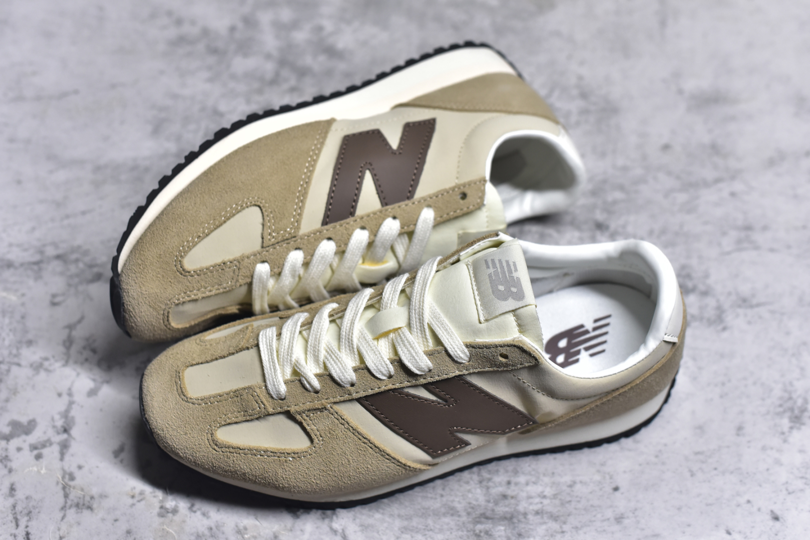 图片[7]-#New Balance NB 471 此款鞋采用近几年比较流行的版型设计，外观时尚大气，鞋底采用耐磨的材质，穿上它，让您在平时生活和工作中都会感觉到舒适的体验。 货号：U471AI 尺码：36 36.5 37.5 38 38.5 39 40 40.5 41 42 42.5 43 44 44.5 45-选品中心