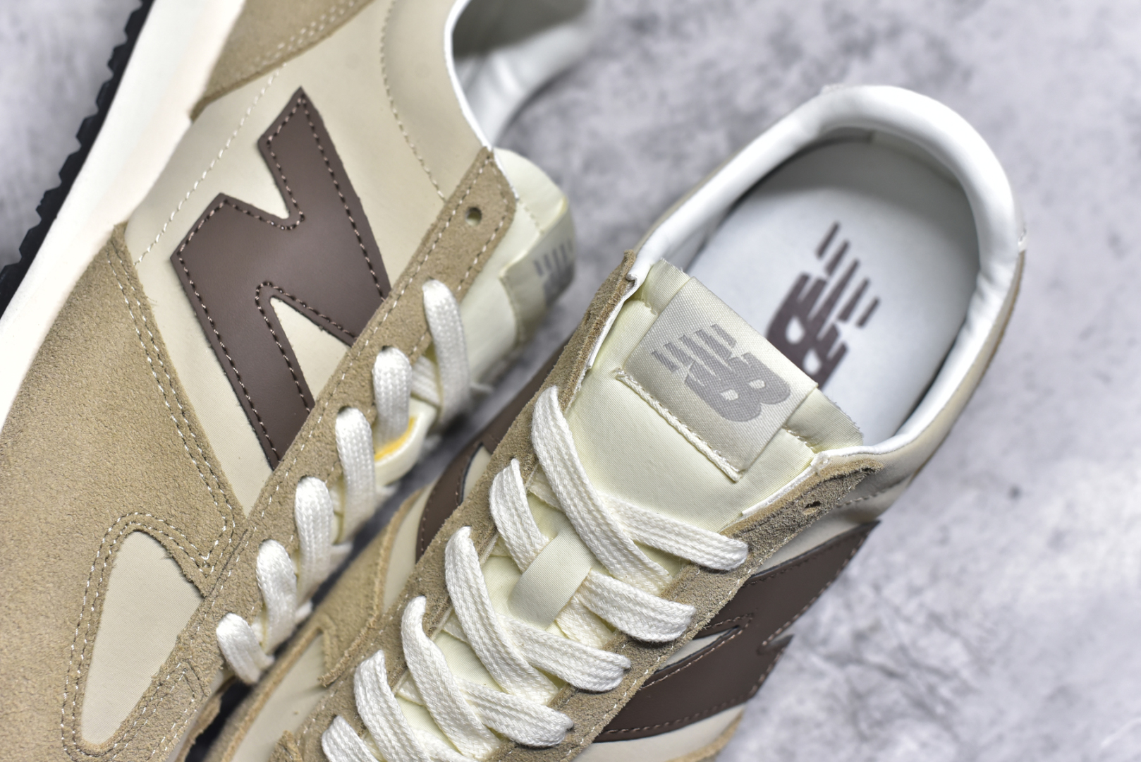 图片[9]-#New Balance NB 471 此款鞋采用近几年比较流行的版型设计，外观时尚大气，鞋底采用耐磨的材质，穿上它，让您在平时生活和工作中都会感觉到舒适的体验。 货号：U471AI 尺码：36 36.5 37.5 38 38.5 39 40 40.5 41 42 42.5 43 44 44.5 45-选品中心