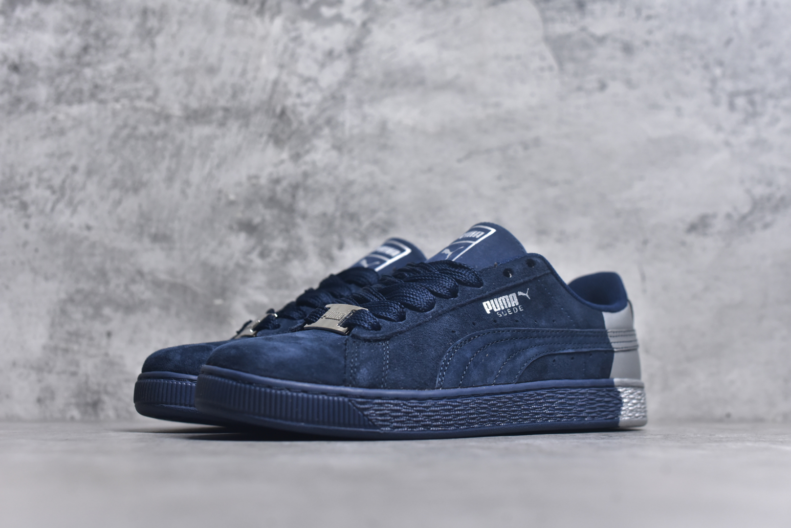 图片[2]-#PUMA Basket Suede 彪马皮面复古板鞋 原装渠道版本 诠释最高工艺 夏季新款官方原盒原标 代购充正专供头层皮海玻璃鞋垫搭配后跟PUMA logo烫金 让陈旧的款式重获新生 尺码：35.5 36 37 37.5 38 38.5 39 40 40.5 41 42 42.5 43 44 44.5 45-选品中心