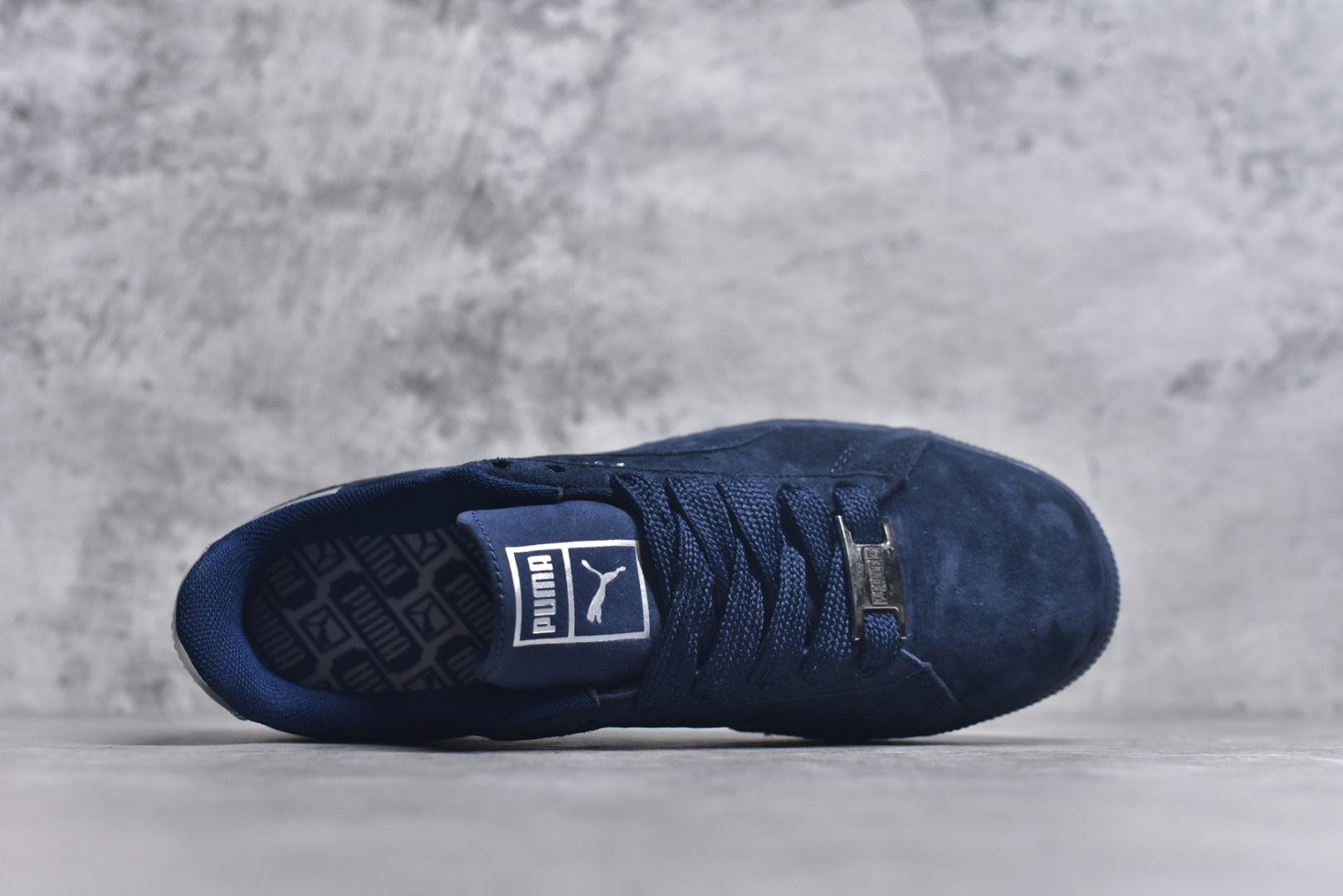 图片[4]-#PUMA Basket Suede 彪马皮面复古板鞋 原装渠道版本 诠释最高工艺 夏季新款官方原盒原标 代购充正专供头层皮海玻璃鞋垫搭配后跟PUMA logo烫金 让陈旧的款式重获新生 尺码：35.5 36 37 37.5 38 38.5 39 40 40.5 41 42 42.5 43 44 44.5 45-选品中心