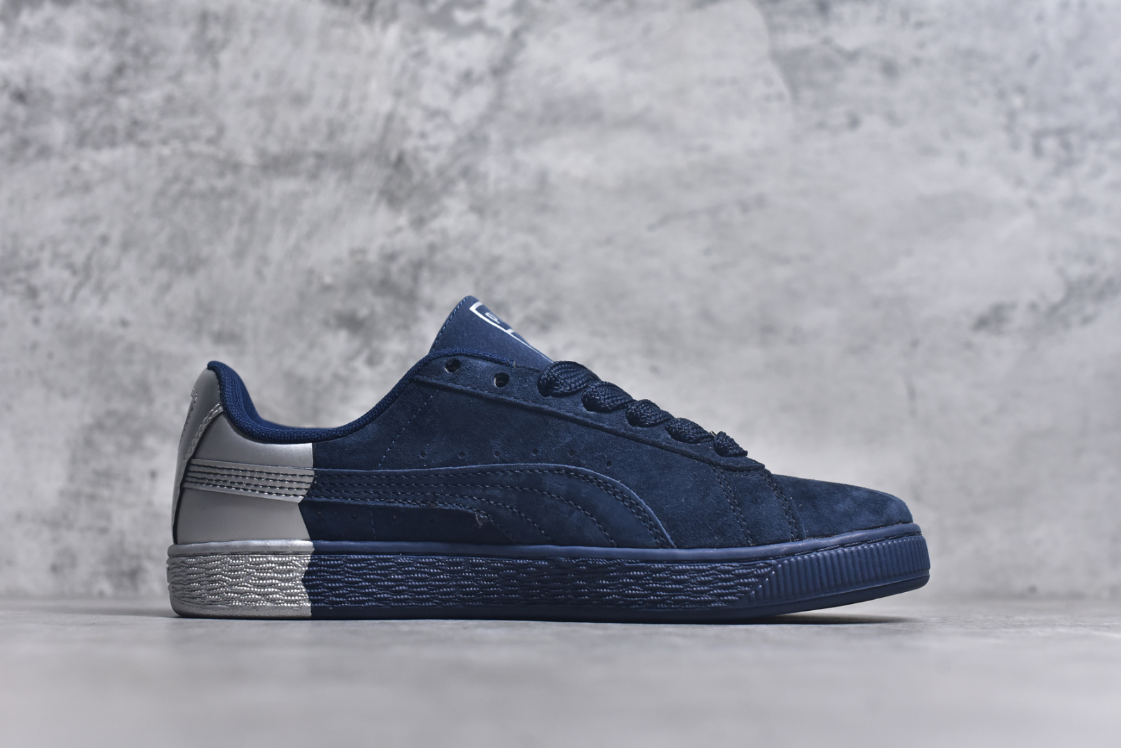 图片[3]-#PUMA Basket Suede 彪马皮面复古板鞋 原装渠道版本 诠释最高工艺 夏季新款官方原盒原标 代购充正专供头层皮海玻璃鞋垫搭配后跟PUMA logo烫金 让陈旧的款式重获新生 尺码：35.5 36 37 37.5 38 38.5 39 40 40.5 41 42 42.5 43 44 44.5 45-选品中心