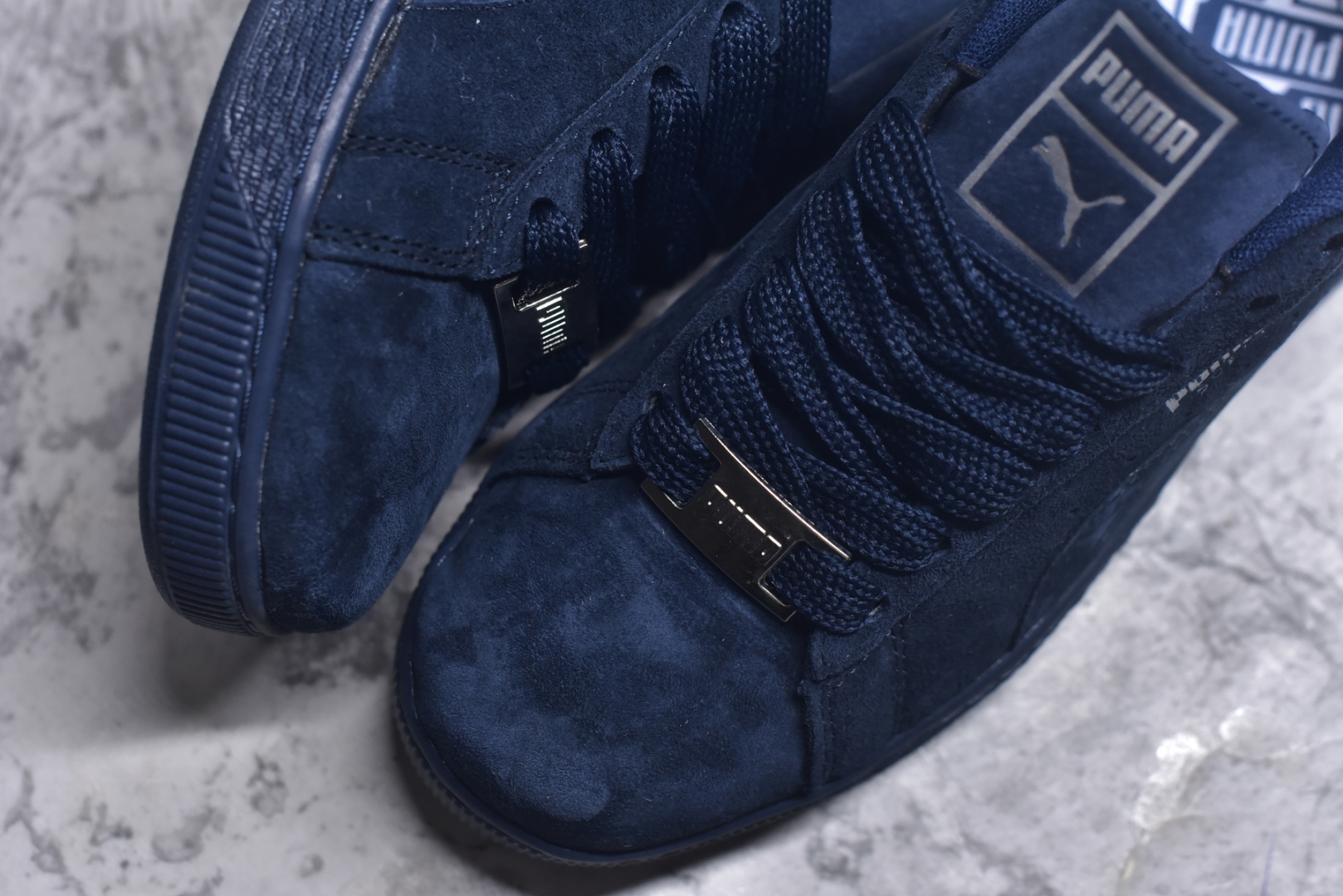 图片[8]-#PUMA Basket Suede 彪马皮面复古板鞋 原装渠道版本 诠释最高工艺 夏季新款官方原盒原标 代购充正专供头层皮海玻璃鞋垫搭配后跟PUMA logo烫金 让陈旧的款式重获新生 尺码：35.5 36 37 37.5 38 38.5 39 40 40.5 41 42 42.5 43 44 44.5 45-选品中心