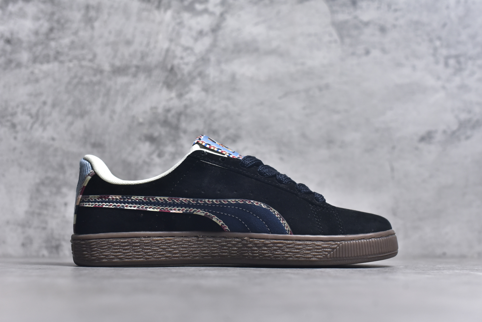 图片[3]-#PUMA Basket Suede 彪马皮面复古板鞋 原装渠道版本 诠释最高工艺 夏季新款官方原盒原标 代购充正专供头层皮海玻璃鞋垫搭配后跟PUMA logo烫金 让陈旧的款式重获新生 尺码：35.5 36 37 37.5 38 38.5 39 40 40.5 41 42 42.5 43 44 44.5 45-选品中心