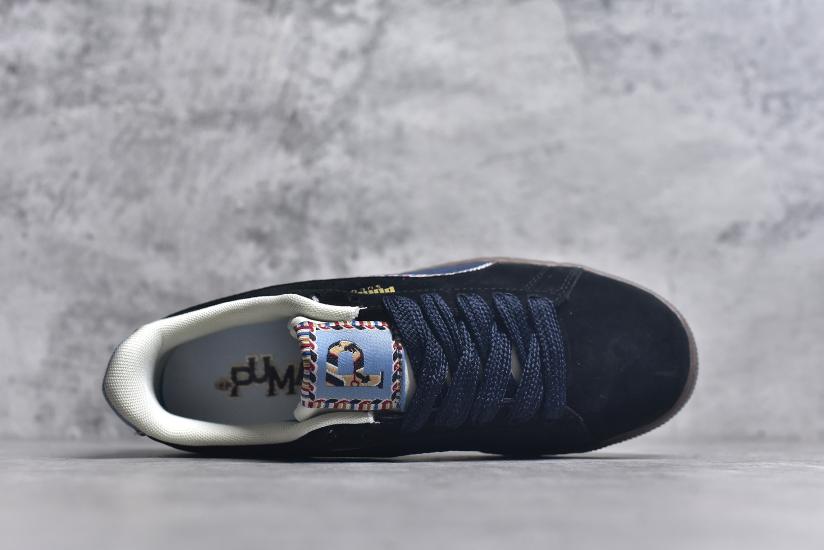 图片[4]-#PUMA Basket Suede 彪马皮面复古板鞋 原装渠道版本 诠释最高工艺 夏季新款官方原盒原标 代购充正专供头层皮海玻璃鞋垫搭配后跟PUMA logo烫金 让陈旧的款式重获新生 尺码：35.5 36 37 37.5 38 38.5 39 40 40.5 41 42 42.5 43 44 44.5 45-选品中心