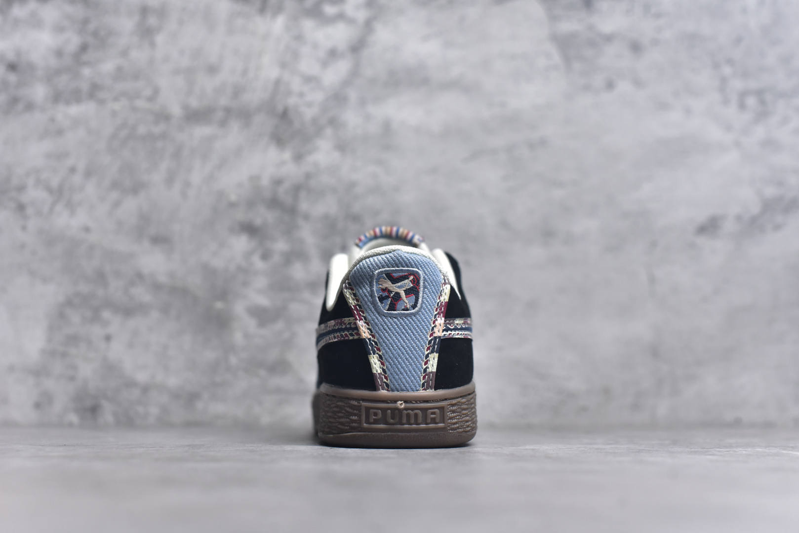 图片[5]-#PUMA Basket Suede 彪马皮面复古板鞋 原装渠道版本 诠释最高工艺 夏季新款官方原盒原标 代购充正专供头层皮海玻璃鞋垫搭配后跟PUMA logo烫金 让陈旧的款式重获新生 尺码：35.5 36 37 37.5 38 38.5 39 40 40.5 41 42 42.5 43 44 44.5 45-选品中心