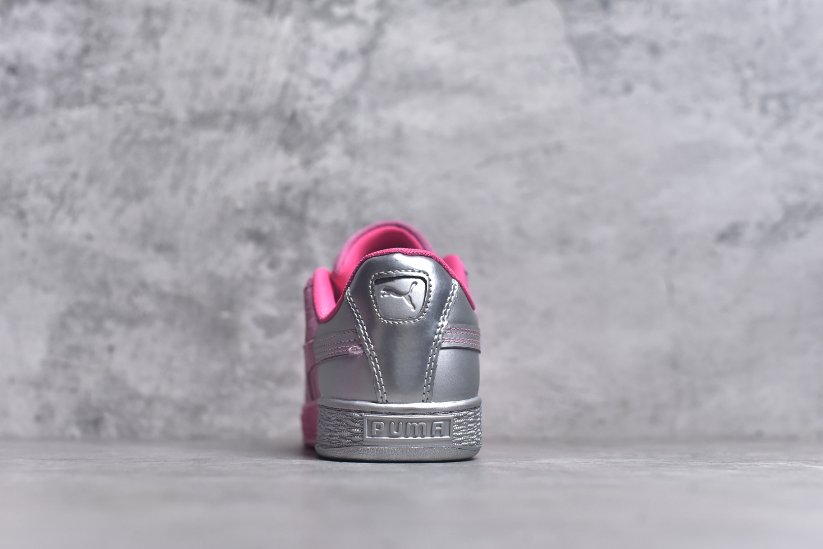 图片[5]-#PUMA Basket Suede 彪马皮面复古板鞋 原装渠道版本 诠释最高工艺 夏季新款官方原盒原标 代购充正专供头层皮海玻璃鞋垫搭配后跟PUMA logo烫金 让陈旧的款式重获新生 尺码：35.5 36 37 37.5 38 38.5 39 40 40.5 41 42 42.5 43 44 44.5 45-选品中心