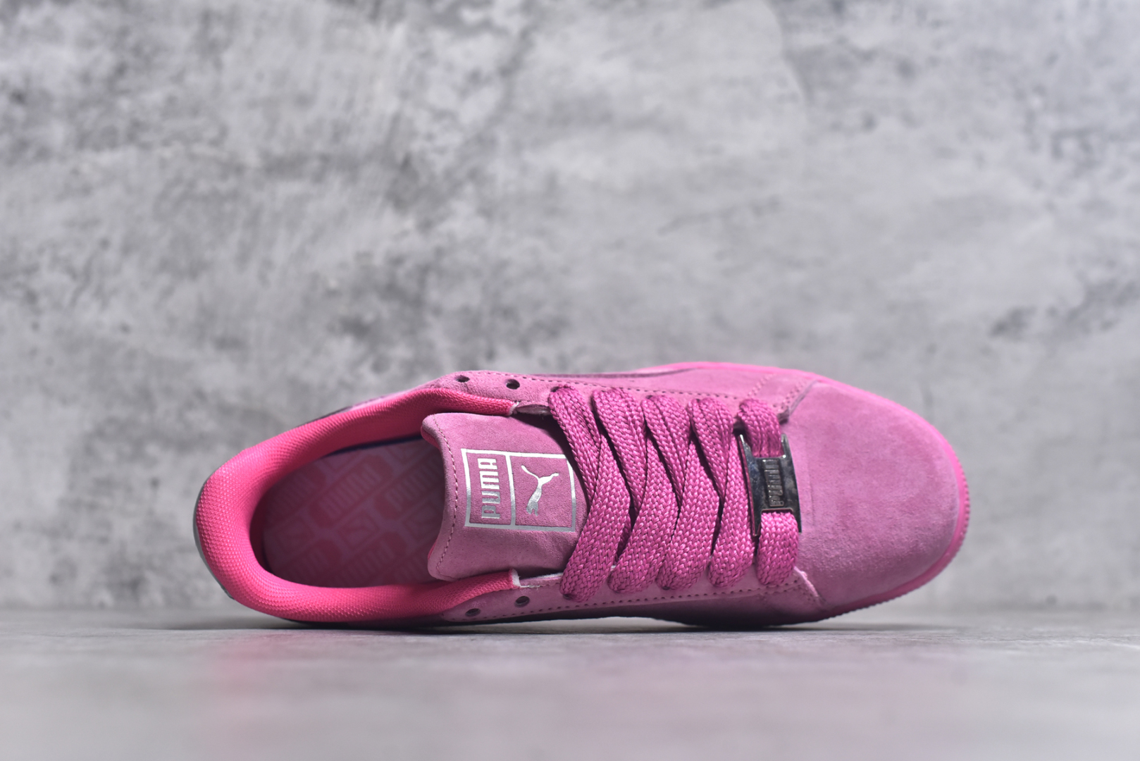 图片[4]-#PUMA Basket Suede 彪马皮面复古板鞋 原装渠道版本 诠释最高工艺 夏季新款官方原盒原标 代购充正专供头层皮海玻璃鞋垫搭配后跟PUMA logo烫金 让陈旧的款式重获新生 尺码：35.5 36 37 37.5 38 38.5 39 40 40.5 41 42 42.5 43 44 44.5 45-选品中心