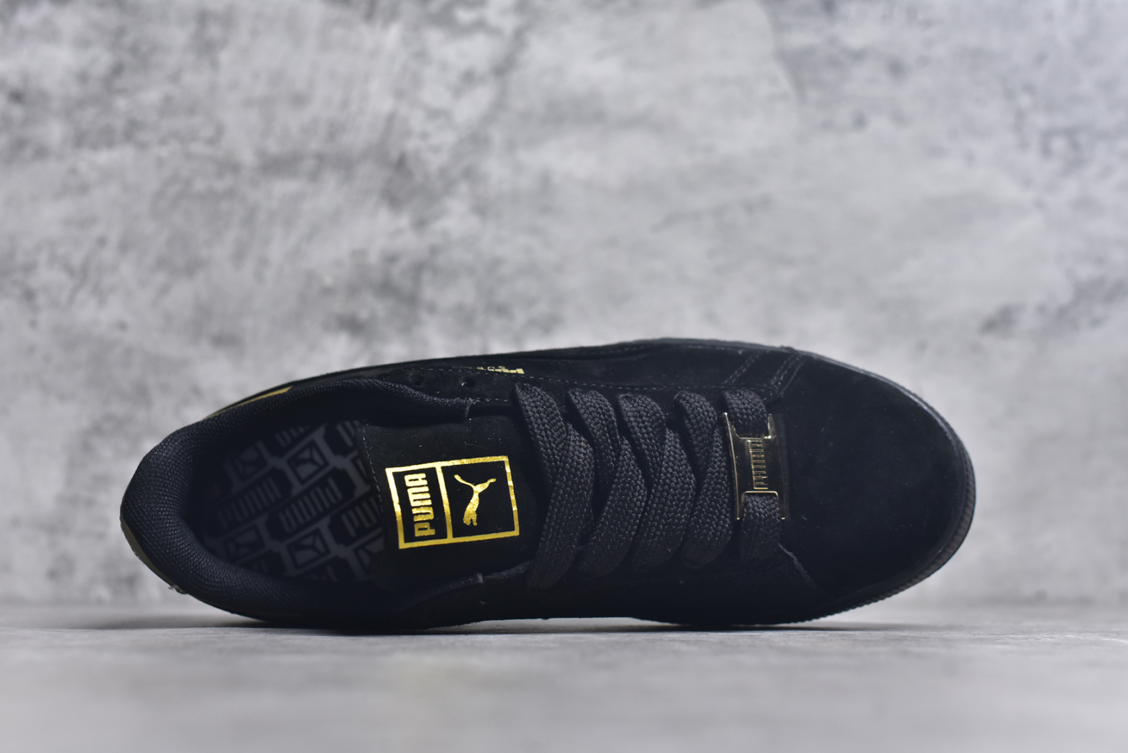图片[4]-#PUMA Basket Suede 彪马皮面复古板鞋 原装渠道版本 诠释最高工艺 夏季新款官方原盒原标 代购充正专供头层皮海玻璃鞋垫搭配后跟PUMA logo烫金 让陈旧的款式重获新生 尺码：35.5 36 37 37.5 38 38.5 39 40 40.5 41 42 42.5 43 44 44.5 45-选品中心