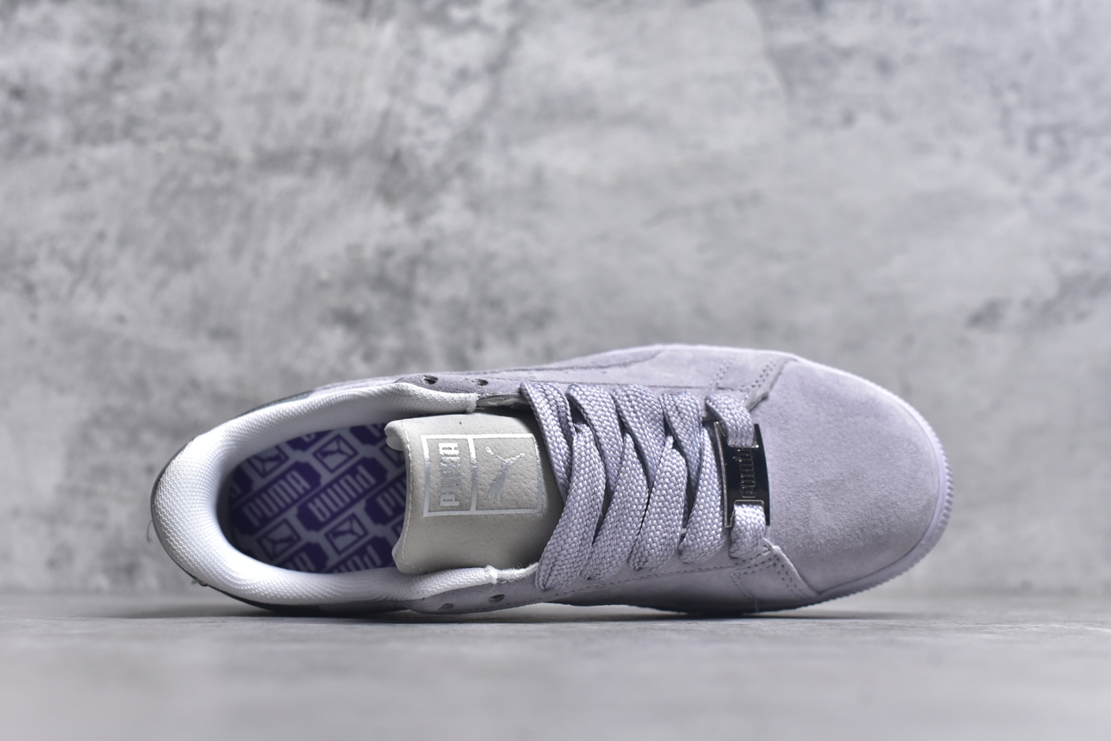 图片[4]-#PUMA Basket Suede 彪马皮面复古板鞋 原装渠道版本 诠释最高工艺 夏季新款官方原盒原标 代购充正专供头层皮海玻璃鞋垫搭配后跟PUMA logo烫金 让陈旧的款式重获新生 尺码：35.5 36 37 37.5 38 38.5 39 40 40.5 41 42 42.5 43 44 44.5 45-选品中心