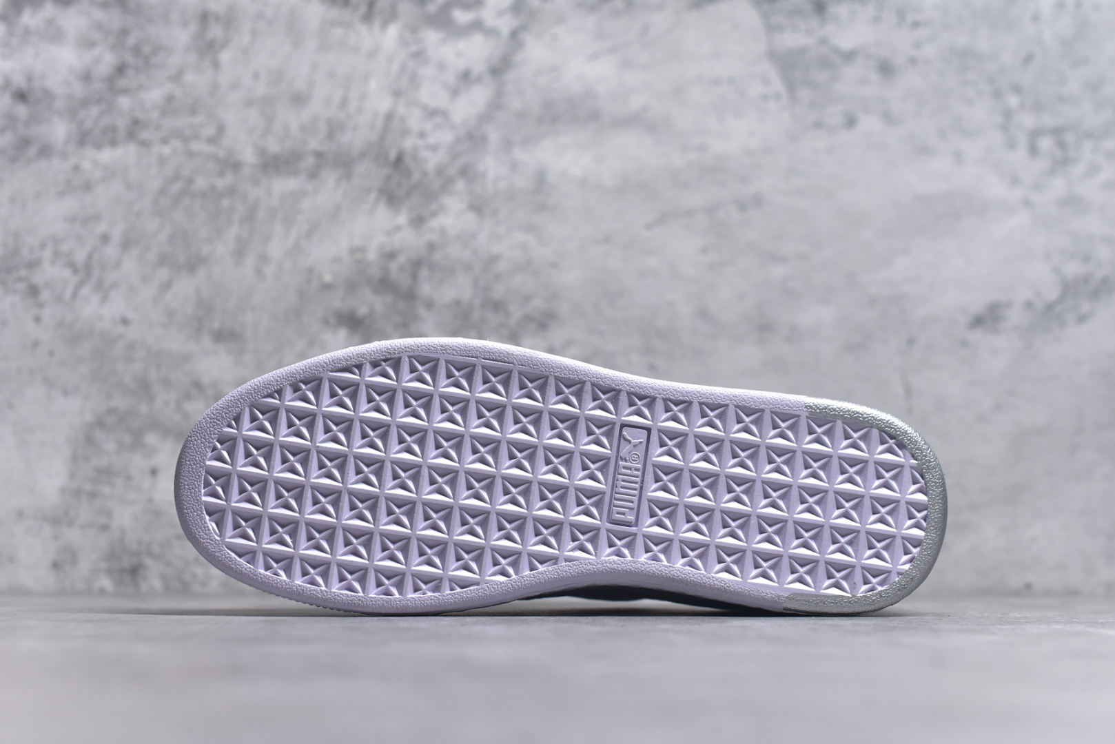 图片[6]-#PUMA Basket Suede 彪马皮面复古板鞋 原装渠道版本 诠释最高工艺 夏季新款官方原盒原标 代购充正专供头层皮海玻璃鞋垫搭配后跟PUMA logo烫金 让陈旧的款式重获新生 尺码：35.5 36 37 37.5 38 38.5 39 40 40.5 41 42 42.5 43 44 44.5 45-选品中心