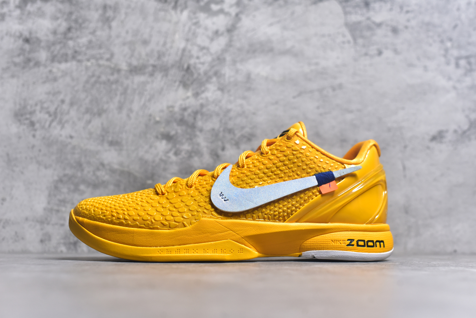 #科比复刻天花板 Off White x NK Zoom Kobe ZK5 科比5代 OW客制联名 CW2190-501 Zoom Turbo气垫➕后掌EVA缓震 实战配置直接拉满 原楦纸板开发 鞋身流线型、后跟塑形 区分土肥圆 原档数据3D打印 鞋面细节匹配原版 全身鞋材卡料色独家定制 唯一正确喷漆SWOOSH NK专利Flyknit飞线科技，给予鞋身足够抗扭矩力 真实底模最大48.5 实战利器 专供海外市场 尺码：40 40.5 41 42 42.5 43 44 44.5 45 46 47.5 48.5 （脚宽、脚胖 建议买大半码）-选品中心