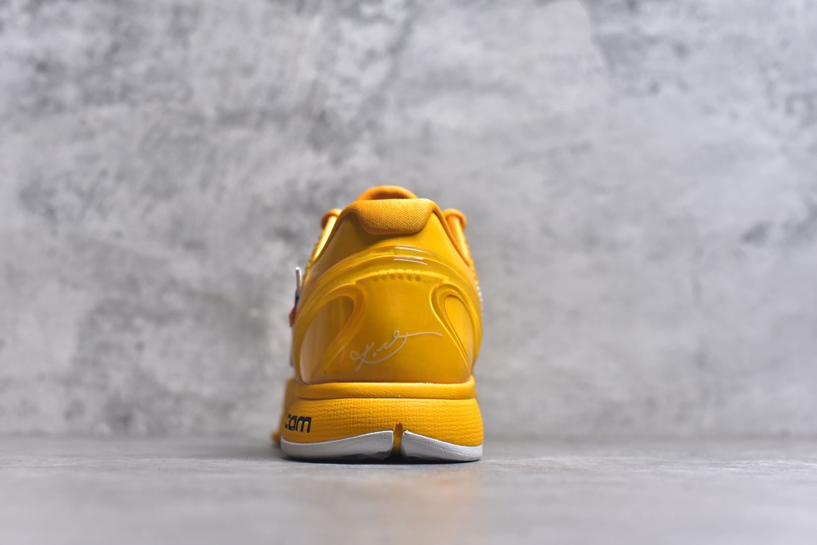 图片[5]-#科比复刻天花板 Off White x NK Zoom Kobe ZK5 科比5代 OW客制联名 CW2190-501 Zoom Turbo气垫➕后掌EVA缓震 实战配置直接拉满 原楦纸板开发 鞋身流线型、后跟塑形 区分土肥圆 原档数据3D打印 鞋面细节匹配原版 全身鞋材卡料色独家定制 唯一正确喷漆SWOOSH NK专利Flyknit飞线科技，给予鞋身足够抗扭矩力 真实底模最大48.5 实战利器 专供海外市场 尺码：40 40.5 41 42 42.5 43 44 44.5 45 46 47.5 48.5 （脚宽、脚胖 建议买大半码）-选品中心