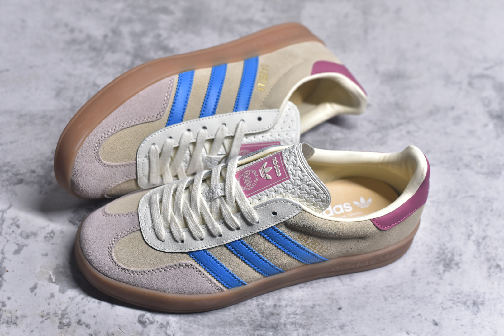 图片[7]-#AD Gazelle Indoor Trainers 羚羊内训系列低帮复古百搭休闲运动德训风板鞋 JQ0010 90年代经典的复刻版！自60年代以足球训练鞋面世以来,Gazelle就以其经典设计席卷全球。1991年版本的复刻,再造经典Gazelle。采用皮革打造,搭配浊色细节,让这款经典更加简约。尺码：35.5-45-选品中心
