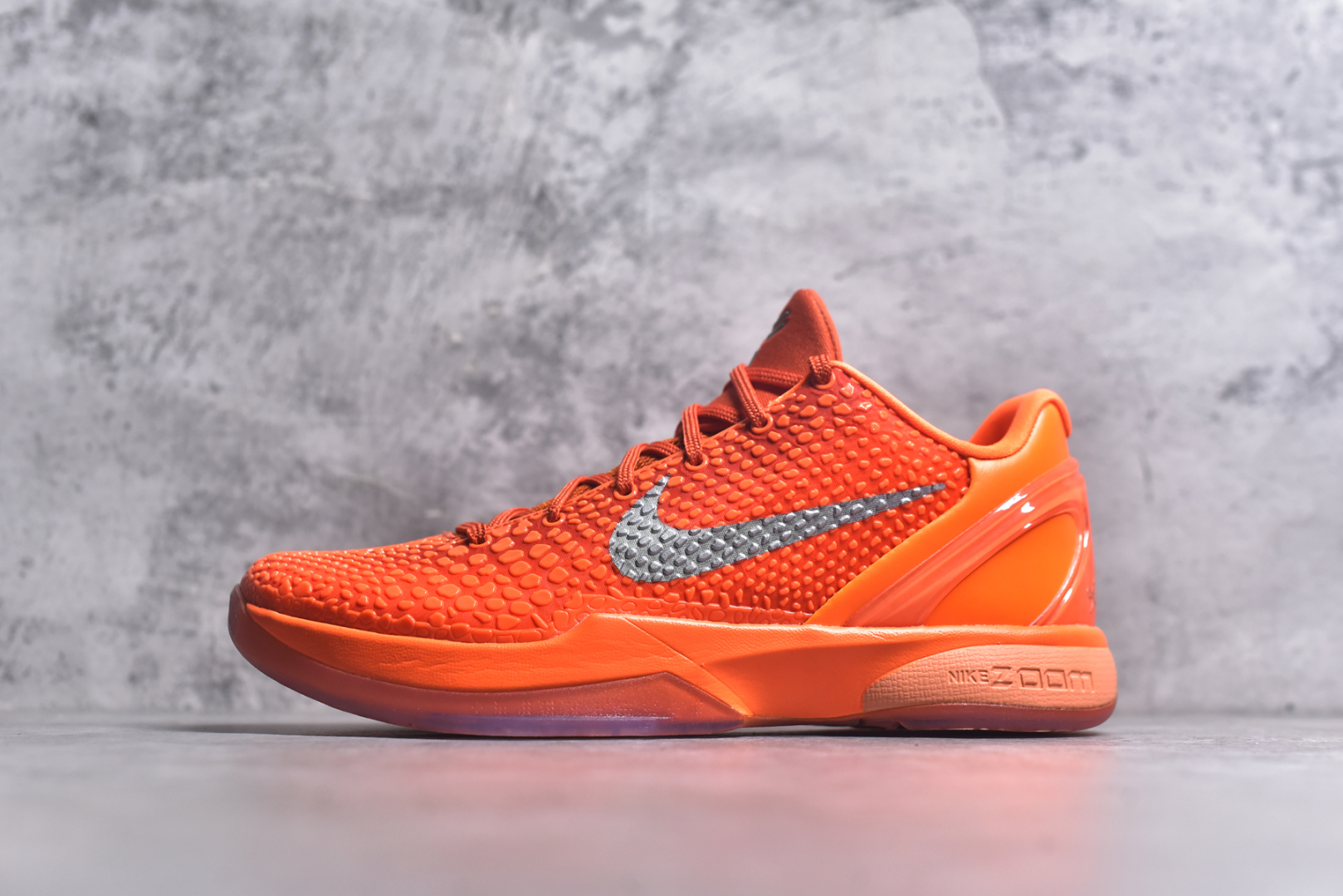 #NK Zoom Kobe 6 Protro 科比六代 暴力橙 IH1871-800 圈内顶级批次 完美复刻公司货 前掌超大Zoom Turbo气垫 后掌EVA缓震 真正的原汁原味 还原ZP脚感 全身鞋材卡料色独家定制 唯一正确喷漆工艺Swoosh 正确凹凸蛇鳞工艺 正确鞋面渐变效果 内全置真动飞态线 独立原厂模具 最大尺码达到48.5码 首批不拼图大几率过验 亲测已过 支持各种高强度实战 无需担心 上脚价 补货周期极长 脚宽建议买大半码 科比系列前掌偏窄 不影响二次销售 支持七天无理由退换 尺码：40 40.5 41 42 42.5 43 44 44.5 45 45.5 46 47.5 48.5-选品中心