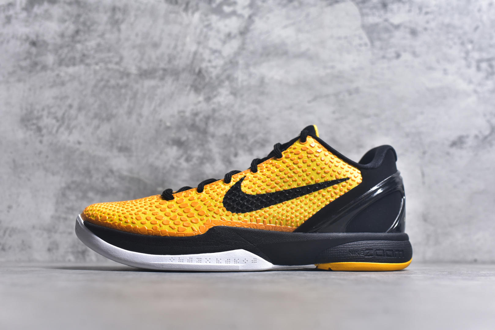 #NK Zoom Kobe 6 Protro 科比六代 黑黄 429659-700 原楦纸板开发 鞋身流线型、后跟塑形 区分土肥圆 Zoom Turbo气垫 后掌EVA缓震 实战配置直接拉满 原档数据3D打印 鞋面蛇鳞一颗一粒匹配原版 全身鞋材卡料色独家定制 唯一正确喷漆SWOOSH NK专利Flyknit飞线科技 给予鞋身足够抗扭矩力 真实底模最大47.5 实战利器 专供海外市场 尺码：40 40.5 41 42 42.5 43 44 44.5 45 46 47.5 48.5 （脚宽、脚胖 建议买大半码）-选品中心