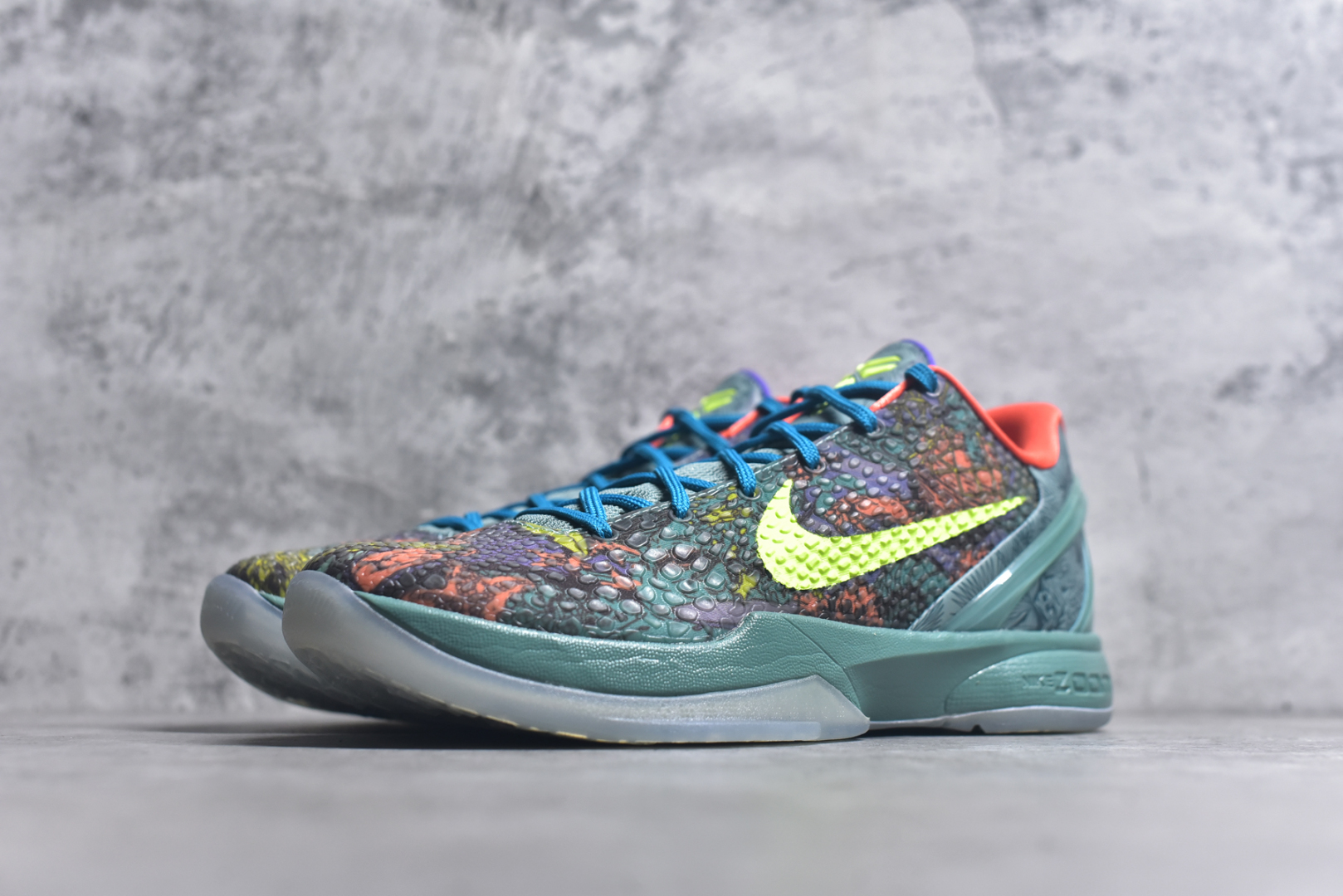 图片[2]-#NK Zoom Kobe 6 Protro 科比六代大师之路 640220-001 完美复刻公司货 前掌超大Zoom Turbo气垫 后掌EVA缓震 真正的原汁原味 还原ZP脚感 全身鞋材卡料色独家定制 唯一正确喷漆工艺Swoosh 正确凹凸蛇鳞工艺 正确鞋面渐变效果 内全置真动飞态线 独立原厂模具 最大尺码达到48.5码 首批不拼图大几率过验 亲测已过 支持各种高强度实战 无需担心 上脚价 补货周期极长 脚宽建议买大半码 科比系列前掌偏窄 不影响二次销售 支持七天无理由退换 尺码：40 40.5 41 42 42.5 43 44 44.5 45 45.5 46 47.5 48.5-选品中心