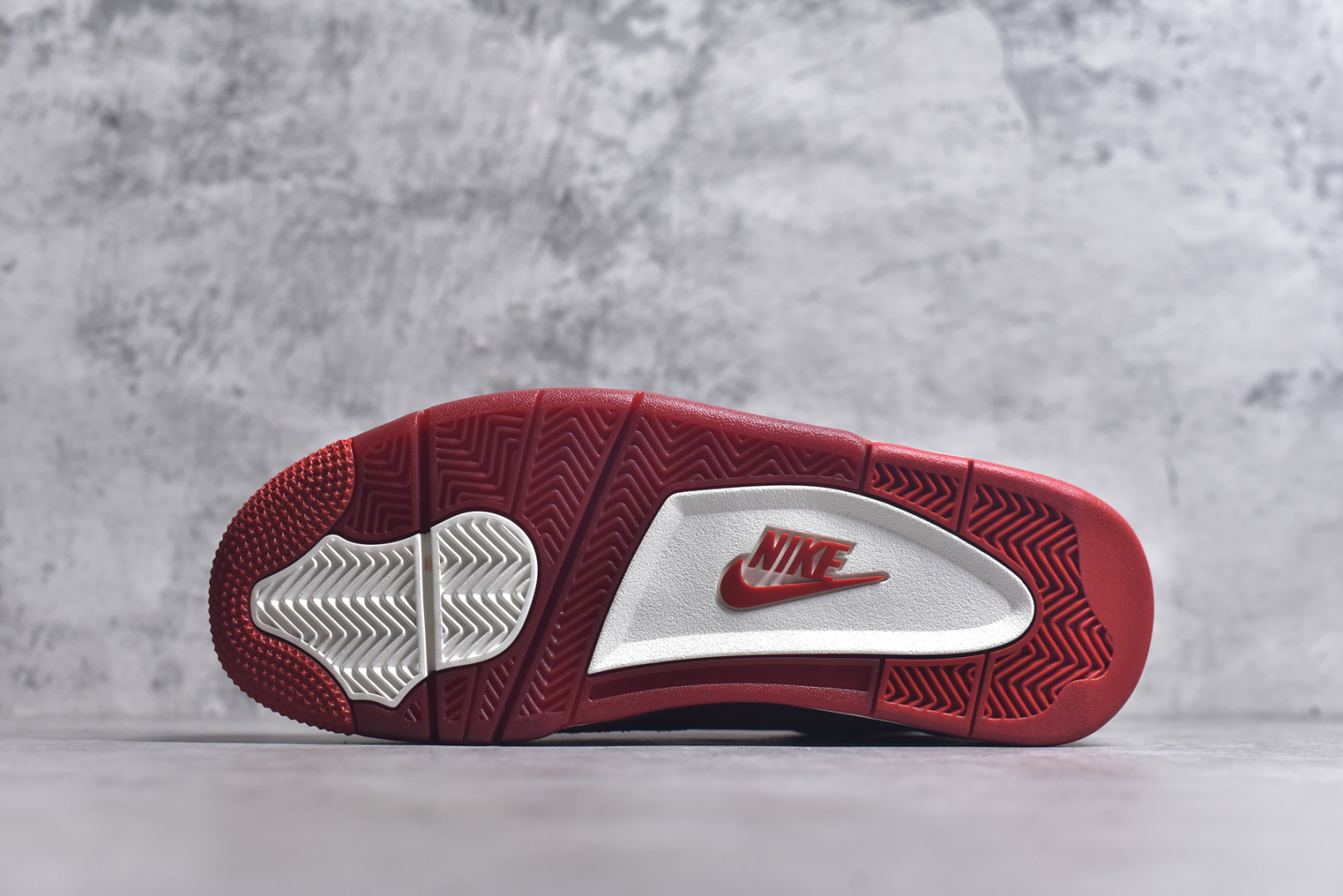 图片[6]-#Nigel Sylvester x Air Jordan AJ4 “Brick by Brick” 联名红砖 货号：HF4340-800 全新升级改良 原鞋原楦原纸板同源开发 完美呈现乔4的版型 内侧正确双色网格 还原细节 原厂皮料 正确气垫颜色 正确网格工艺 正确拉帮工艺 全鞋原装材料制作 原档案原模具打造 支持全方位与正品对比 尺码：40-48-选品中心