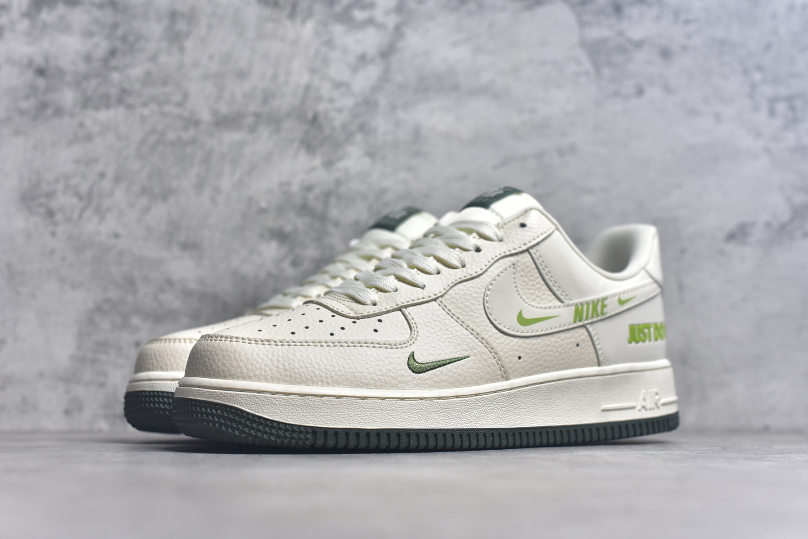 图片[2]-#Nike Air Force 1\’07 Low \”Just Do It\” 空军一号低帮休闲板鞋 DF0188-056 #原楦头原纸板 原装鞋盒 定制五金配件 内置全掌气垫 原厂鞋底 尺码：36 36.5 37.5 38 38.5 39 40 40.5 41 42 42.5 43 44 44.5 45 9.D4-选品中心