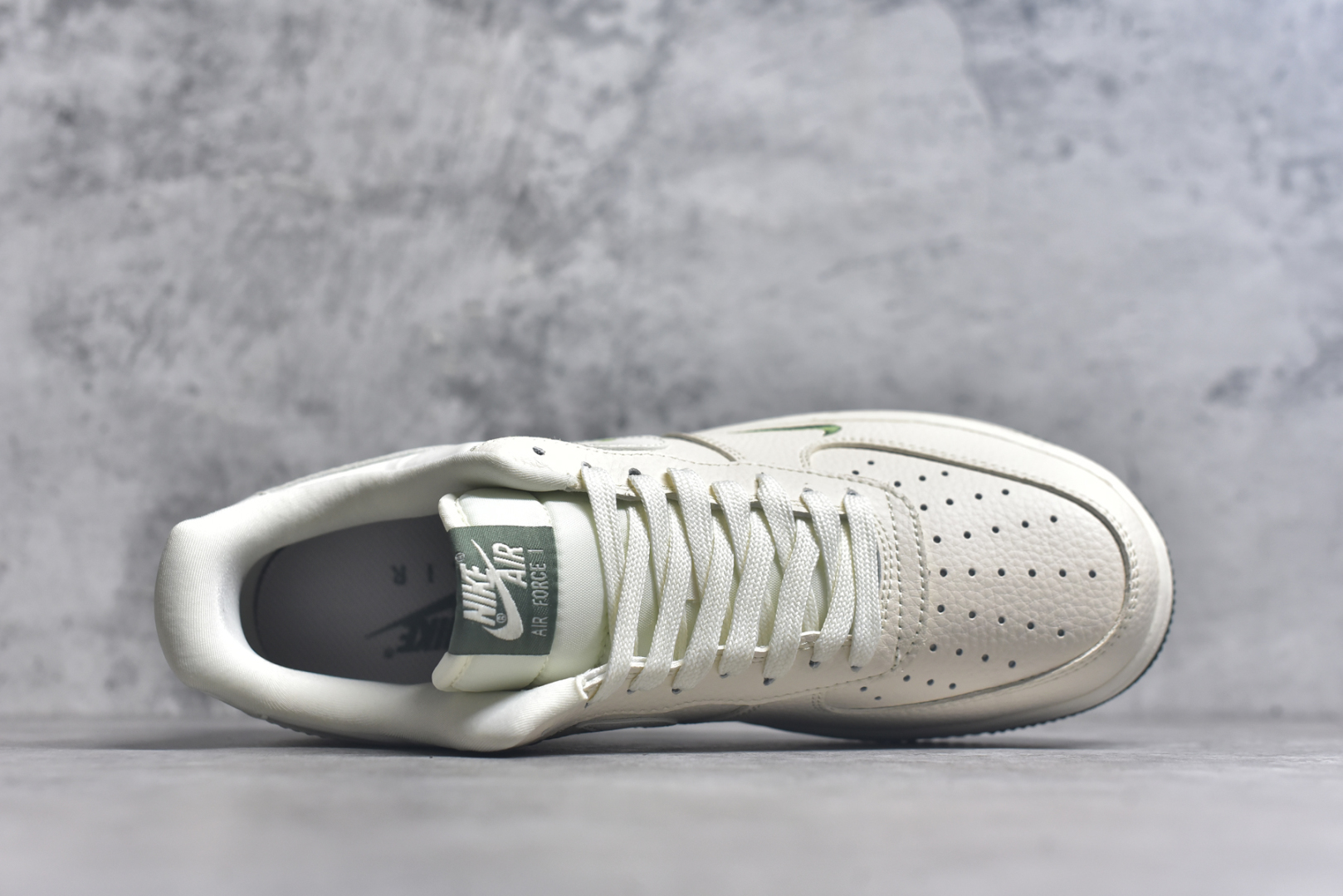 图片[4]-#Nike Air Force 1\’07 Low \”Just Do It\” 空军一号低帮休闲板鞋 DF0188-056 #原楦头原纸板 原装鞋盒 定制五金配件 内置全掌气垫 原厂鞋底 尺码：36 36.5 37.5 38 38.5 39 40 40.5 41 42 42.5 43 44 44.5 45 9.D4-选品中心