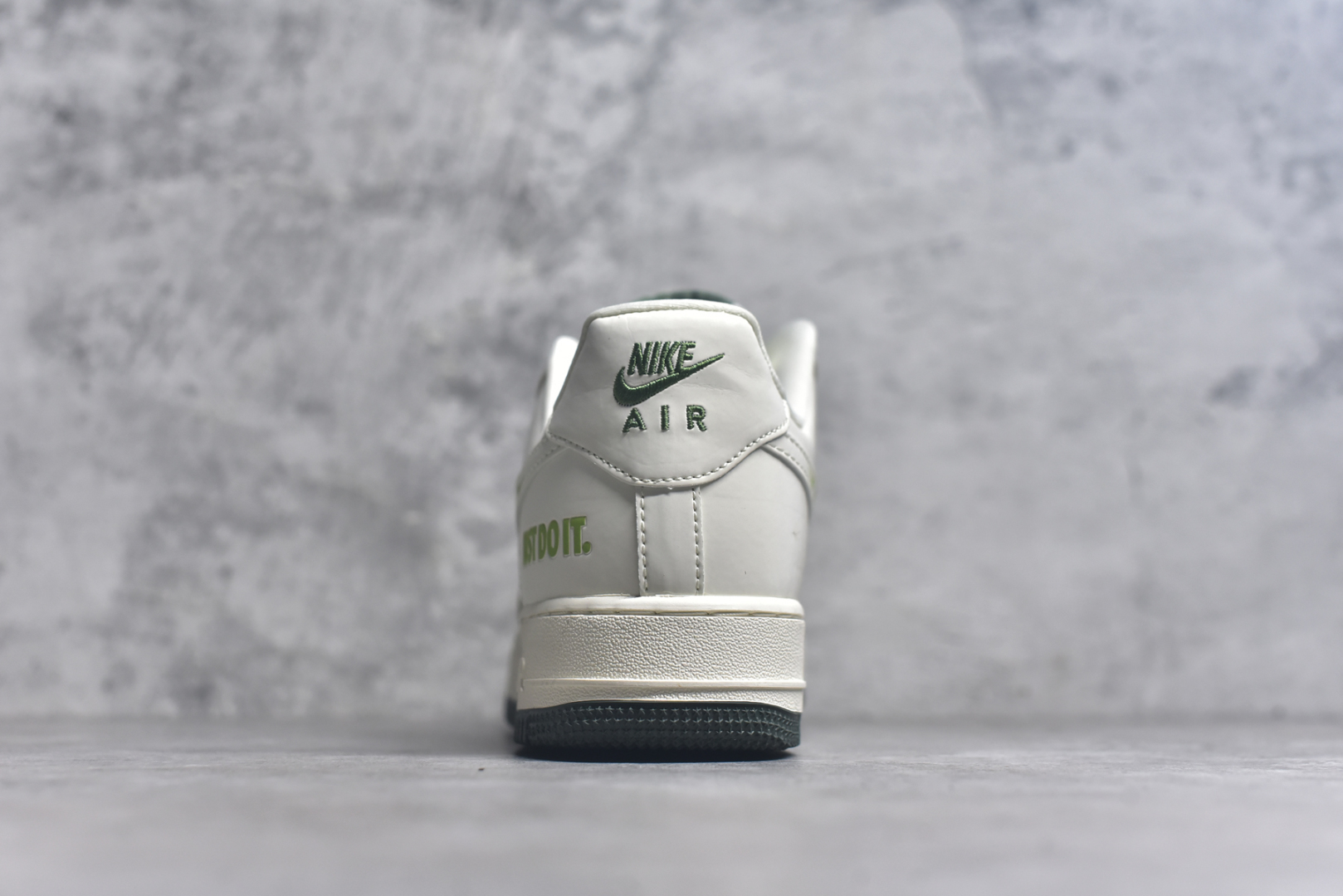 图片[5]-#Nike Air Force 1\’07 Low \”Just Do It\” 空军一号低帮休闲板鞋 DF0188-056 #原楦头原纸板 原装鞋盒 定制五金配件 内置全掌气垫 原厂鞋底 尺码：36 36.5 37.5 38 38.5 39 40 40.5 41 42 42.5 43 44 44.5 45 9.D4-选品中心