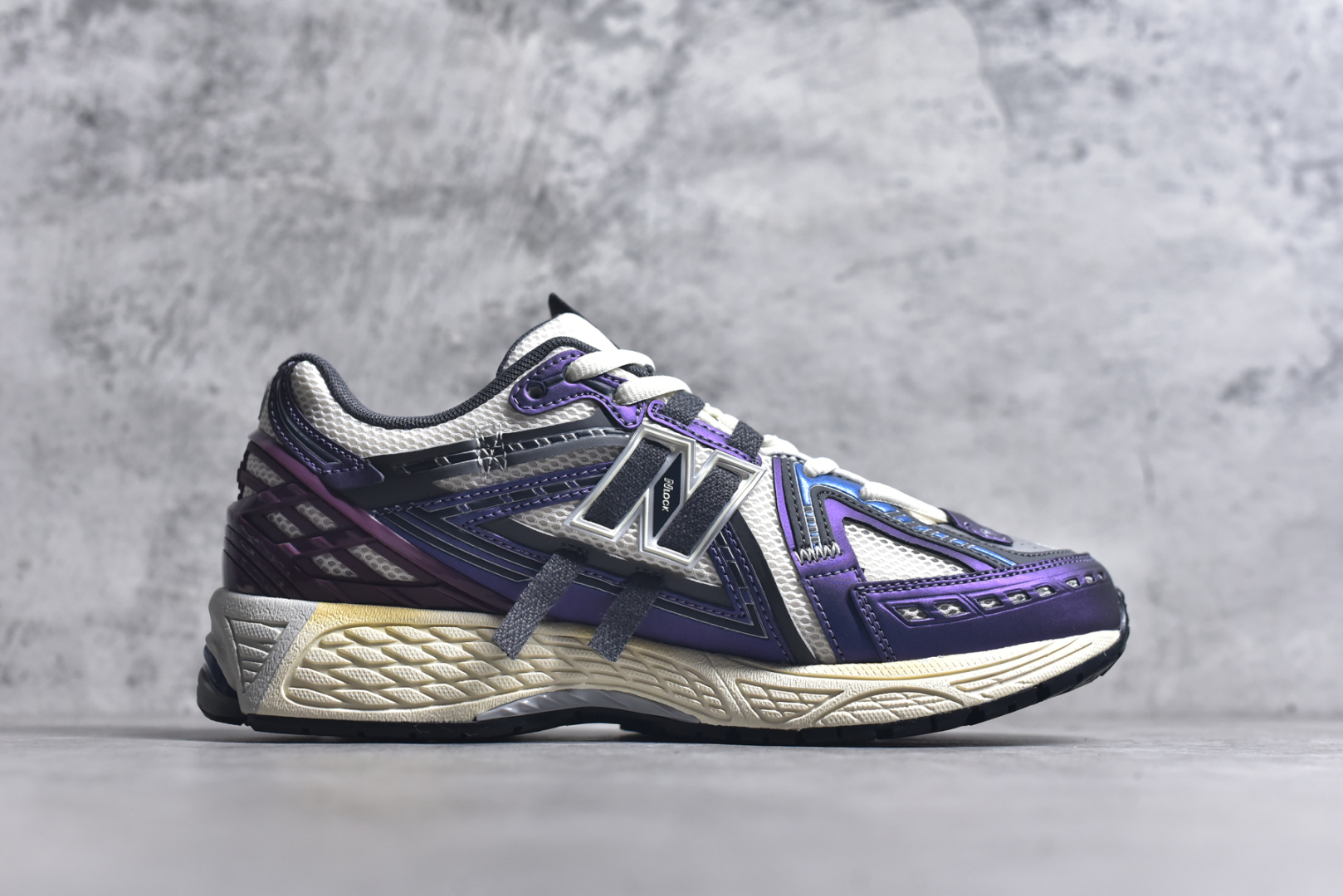 图片[3]-#New Balance 1906系列复古老爹风休闲运动慢跑鞋 U1906ANB #采用轻质牛剖革拼接透气网眼衬垫织物鞋面材质 T-Beam大底提供足步弓支撑，保持步态稳定 后跟搭载外露缓震胶尺码：36 37 37.5 38 38.5 39 40 40.5 41 42 42.5 43 44 44.5 45 46.5-选品中心