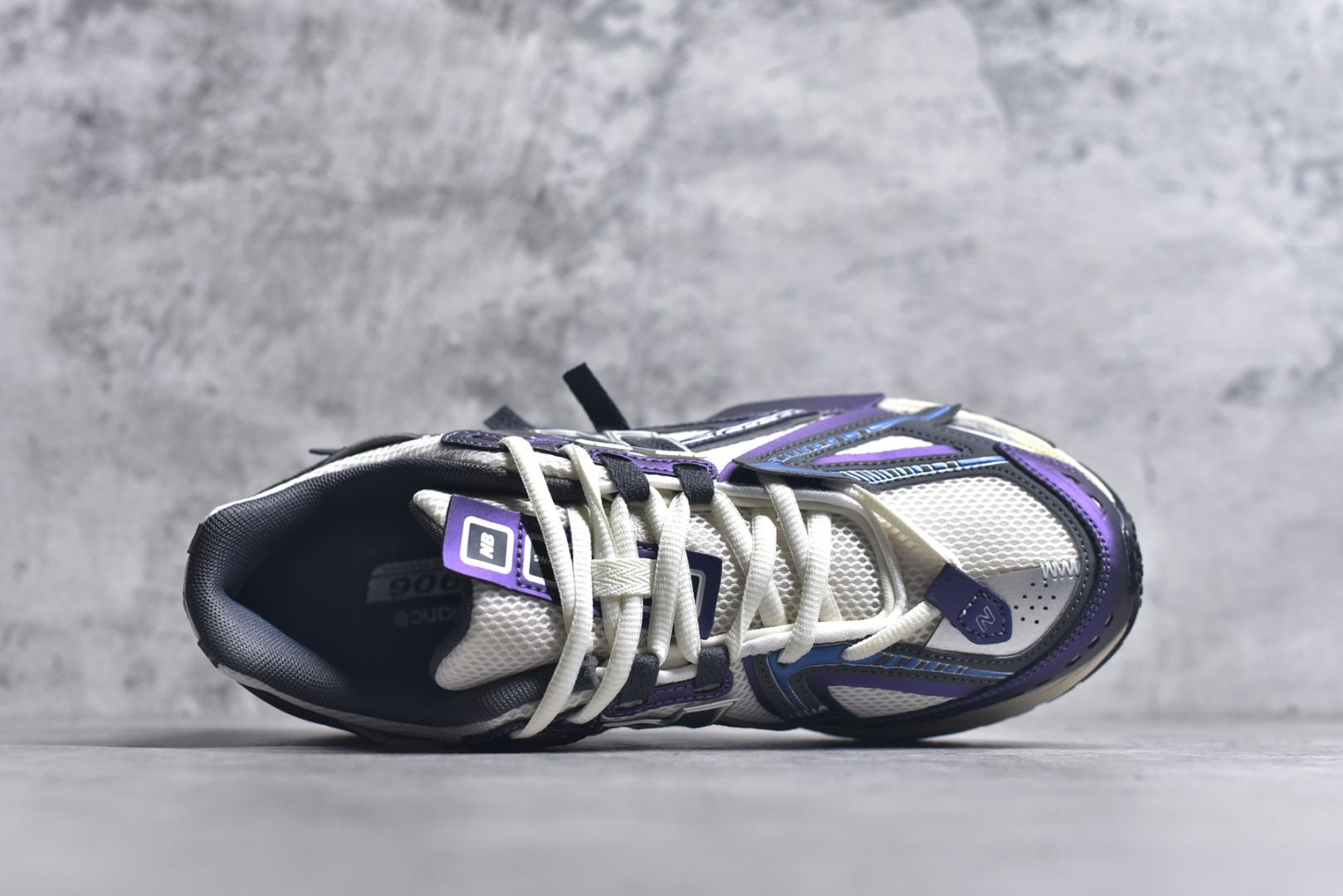 图片[4]-#New Balance 1906系列复古老爹风休闲运动慢跑鞋 U1906ANB #采用轻质牛剖革拼接透气网眼衬垫织物鞋面材质 T-Beam大底提供足步弓支撑，保持步态稳定 后跟搭载外露缓震胶尺码：36 37 37.5 38 38.5 39 40 40.5 41 42 42.5 43 44 44.5 45 46.5-选品中心