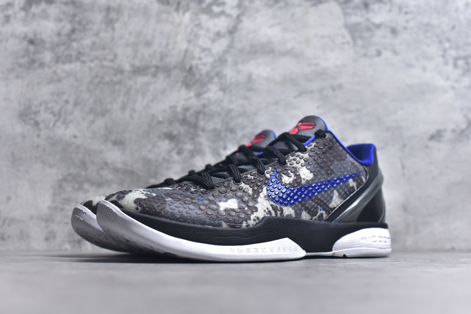 图片[2]-#NK Zoom Kobe 6 Protro 科比六代 黑蓝迷彩 429659-901 原楦纸板开发 鞋身流线型、后跟塑形 区分土肥圆 Zoom Turbo气垫 后掌EVA缓震 实战配置直接拉满 原档数据3D打印 鞋面蛇鳞一颗一粒匹配原版 全身鞋材卡料色独家定制 唯一正确喷漆SWOOSH NK专利Flyknit飞线科技 给予鞋身足够抗扭矩力 真实底模最大47.5 实战利器 专供海外市场 尺码：40 40.5 41 42 42.5 43 44 44.5 45 46 47.5 48.5 （脚宽、脚胖 建议买大半码）-选品中心