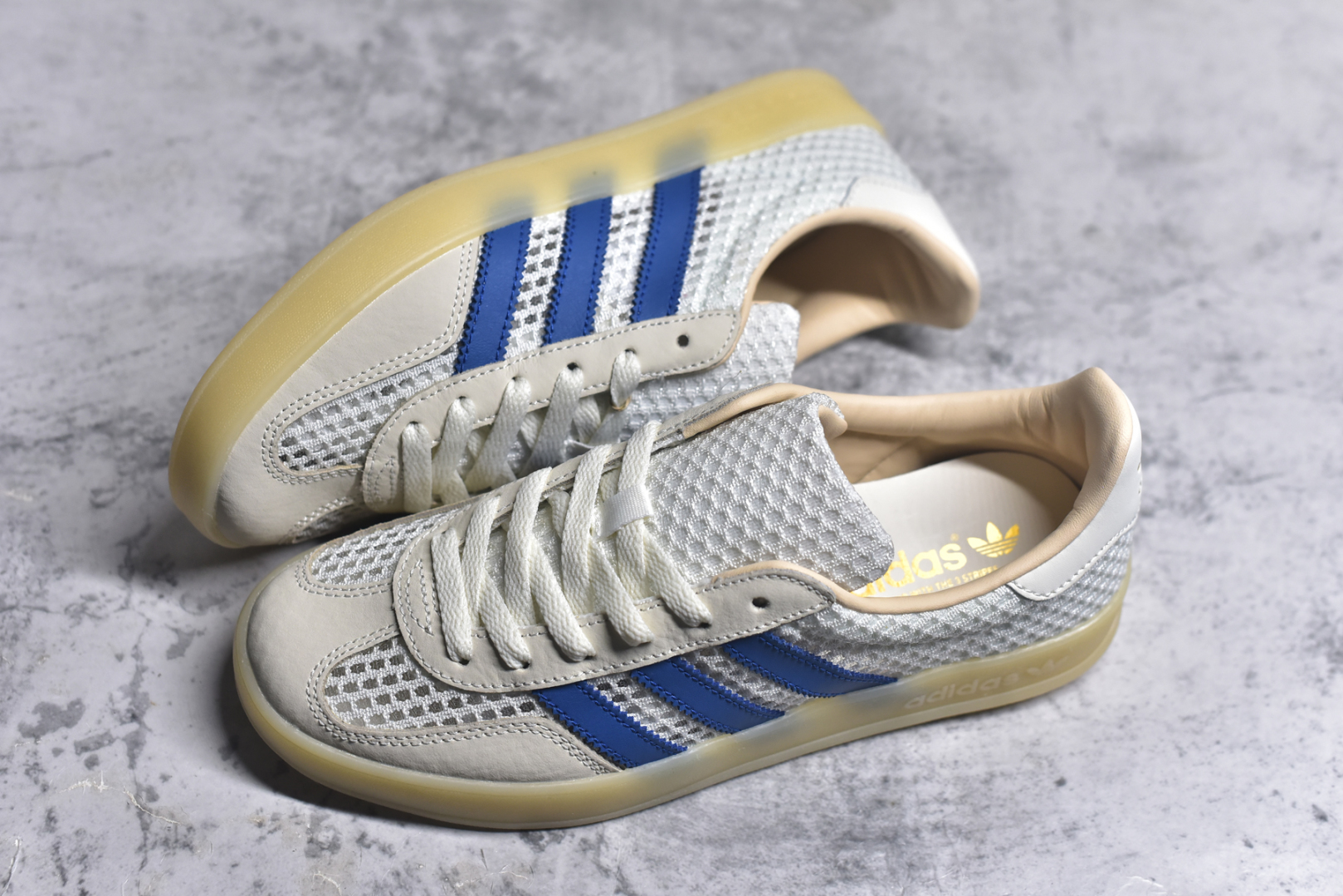 图片[7]-#AD Gazelle Indoor Trainers 羚羊内训系列低帮复古百搭休闲运动德训风板鞋 JH5419 90年代经典的复刻版！自60年代以足球训练鞋面世以来,Gazelle就以其经典设计席卷全球。1991年版本的复刻,再造经典Gazelle。采用皮革打造,搭配浊色细节,让这款经典更加简约。尺码：36 36⅔ 37⅓ 38 38⅔ 39⅓ 40 40⅔ 41⅓ 42 42⅔ 43⅓ 44⅓ 44⅔ 45-选品中心