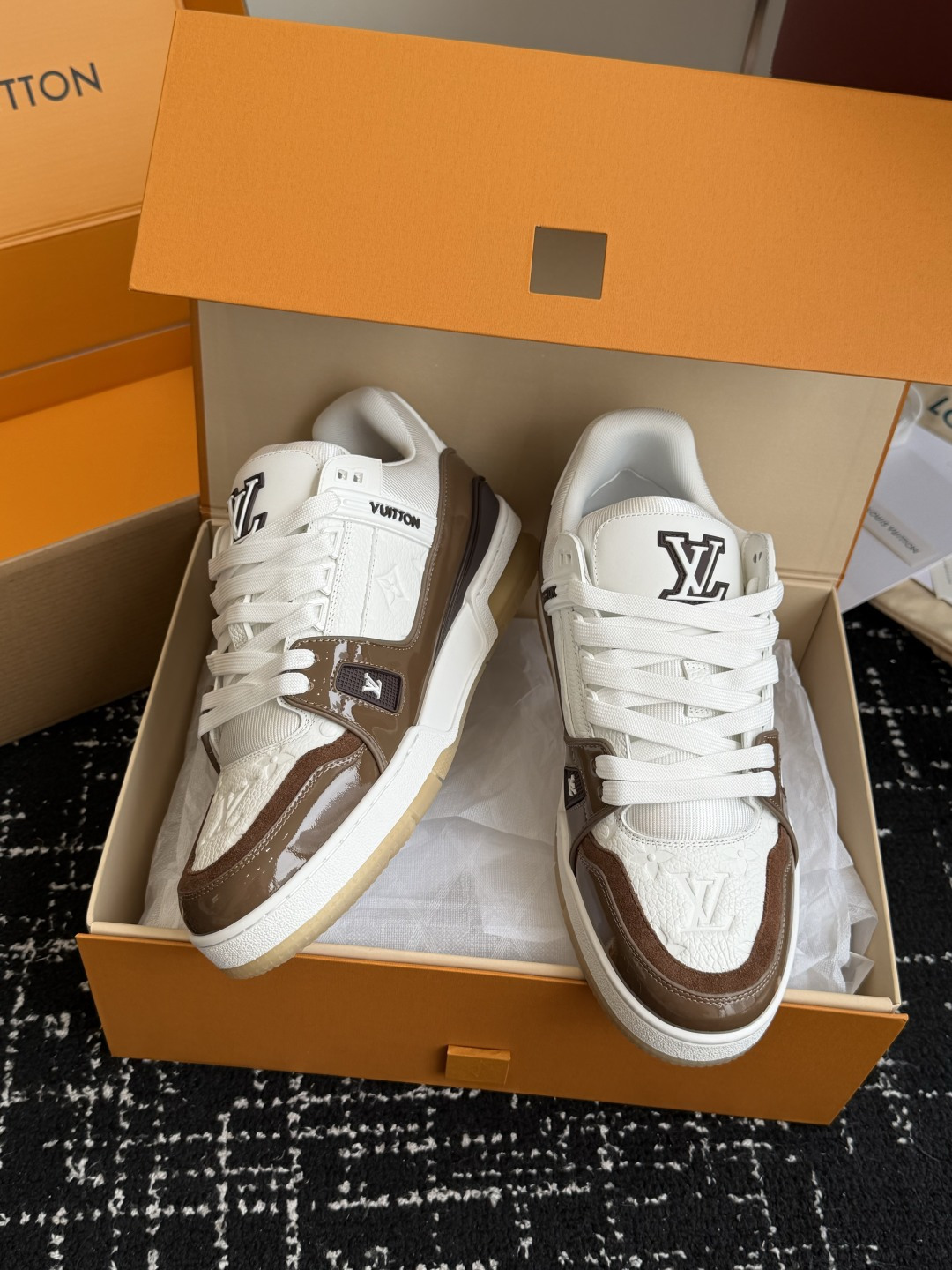 Louis Vuitton Louis Vuitton 26ss 驴家的 trainer板鞋，每个人都必须入的款，绝不后悔