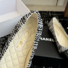 代购级CHANEL小香 26ss 春夏 芭蕾舞鞋 宛如女神脖子上的项链,上脚包裹性非常好,上脚跟显瘦,真 代购级CHANEL小香 26ss 春夏 芭蕾舞鞋 宛如女神脖子上的项链,上脚包裹性非常好,上脚跟显瘦,真