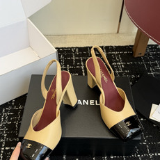 代购级CHANEL小香 26ss 早春新款 后空大方头跟鞋,复古法式优雅感,高级感十足 香奶奶后空玛丽珍 代购级CHANEL小香 26ss 早春新款 后空大方头跟鞋,复古法式优雅感,高级感十足 香奶奶后空玛丽珍