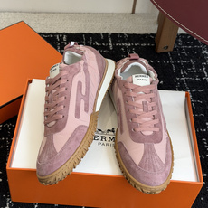代购级情侣款Hermes26ss爱马仕的jet系列麂皮运动鞋,情侣款 简直就是一年四季日常通勤、休闲时光 代购级情侣款Hermes26ss爱马仕的jet系列麂皮运动鞋,情侣款 简直就是一年四季日常通勤、休闲时光