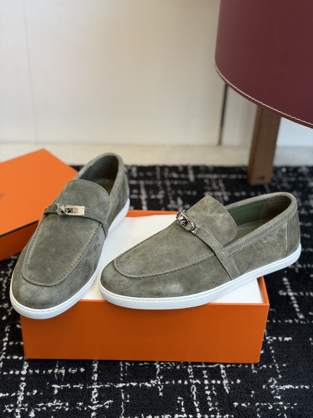 代购级Hermes 爱马仕 H家 Game kelly扣厚底乐福鞋小牛皮乐福鞋风格免系带休闲运动鞋，搭配