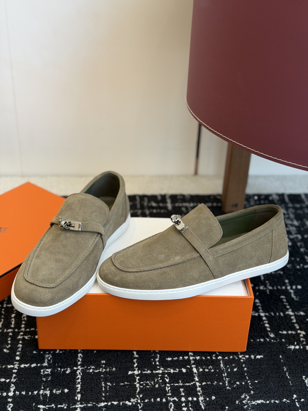 代购级Hermes 爱马仕 H家 Game kelly扣厚底乐福鞋小牛皮乐福鞋风格免系带休闲运动鞋，搭配