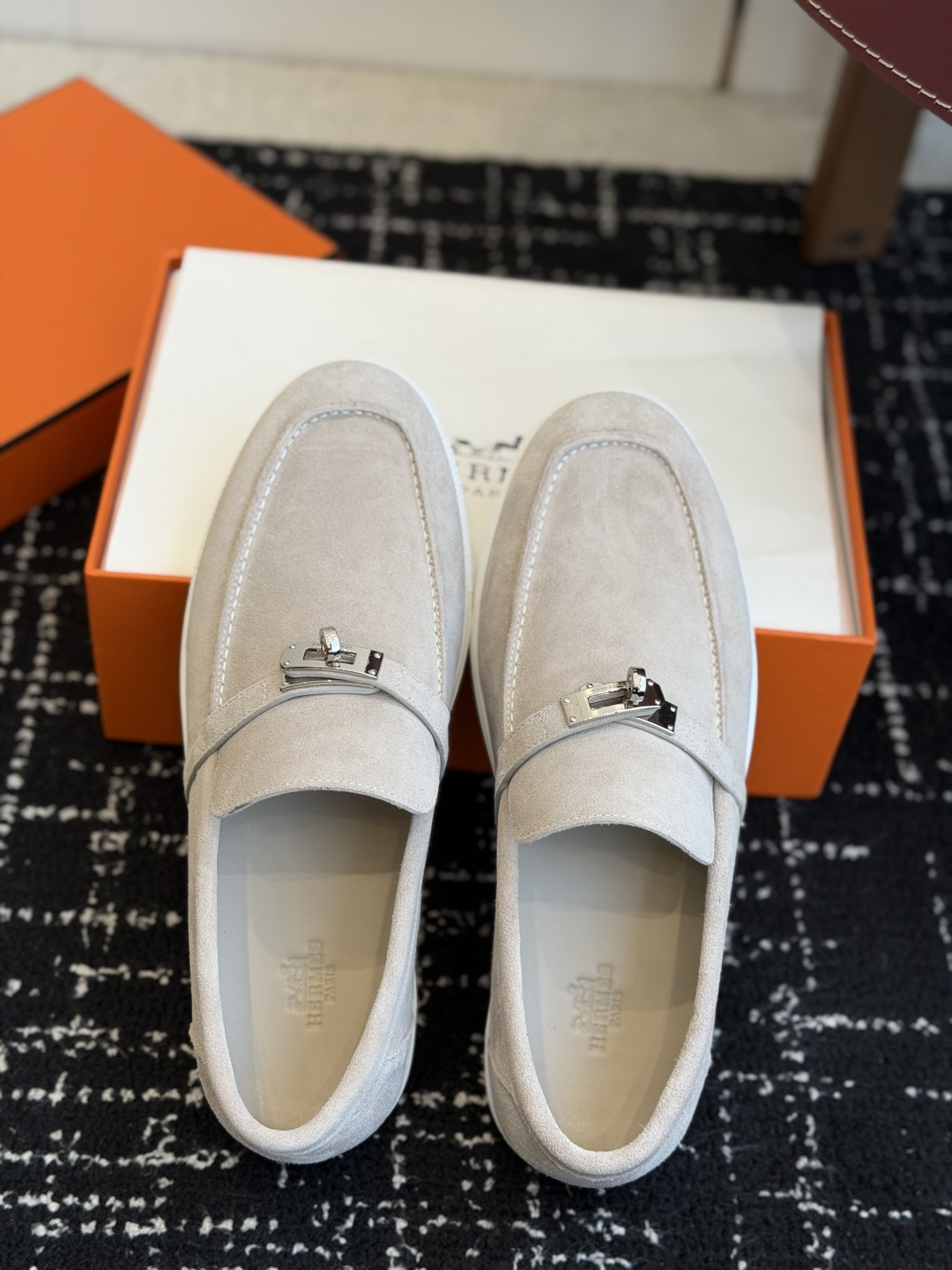 代购级Hermes 爱马仕 H家 Game kelly扣厚底乐福鞋小牛皮乐福鞋风格免系带休闲运动鞋，搭配