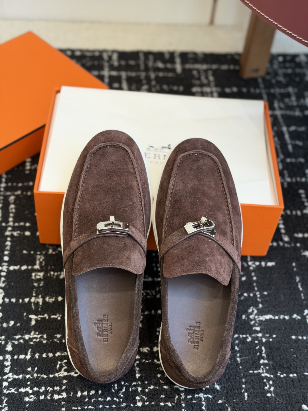代购级Hermes 爱马仕 H家 Game kelly扣厚底乐福鞋小牛皮乐福鞋风格免系带休闲运动鞋，搭配