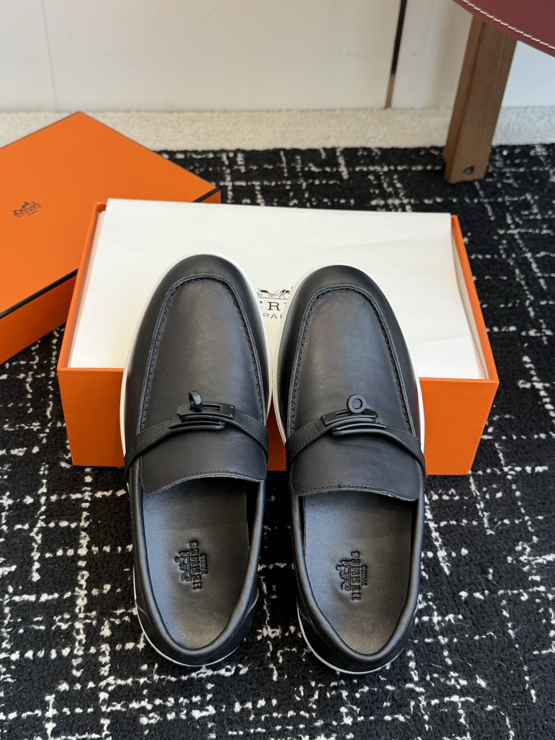 代购级Hermes 爱马仕 H家 Game kelly扣厚底乐福鞋小牛皮乐福鞋风格免系带休闲运动鞋，搭配