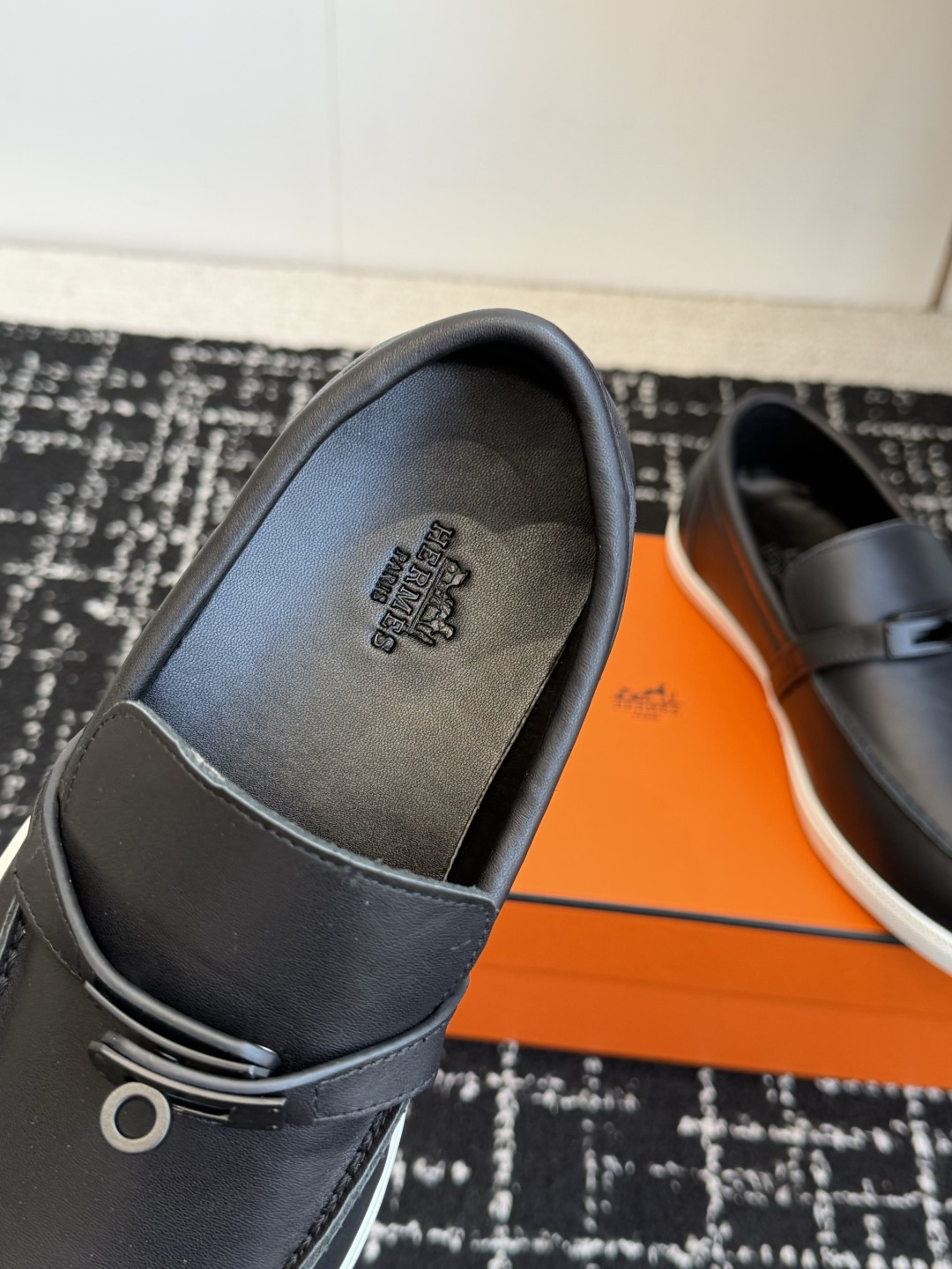 代购级Hermes 爱马仕 H家 Game kelly扣厚底乐福鞋小牛皮乐福鞋风格免系带休闲运动鞋，搭配