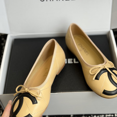 代购级Chanel 26ss 春夏系列芭蕾舞鞋复古款来袭非常火的大双C设计手工车线非常耗时耗力面料:进口 代购级Chanel 26ss 春夏系列芭蕾舞鞋复古款来袭非常火的大双C设计手工车线非常耗时耗力面料:进口