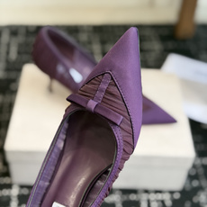 代购级Jimmy Choo 26ss 春夏 系列JC新款 高跟凉鞋模糊鞋履与珠宝配饰之间的界线 鲜明 J 代购级Jimmy Choo 26ss 春夏 系列JC新款 高跟凉鞋模糊鞋履与珠宝配饰之间的界线 鲜明 J