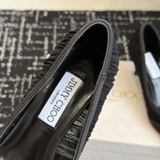 代购级Jimmy Choo 26ss 春夏 系列JC新款 高跟凉鞋模糊鞋履与珠宝配饰之间的界线 鲜明 J 代购级Jimmy Choo 26ss 春夏 系列JC新款 高跟凉鞋模糊鞋履与珠宝配饰之间的界线 鲜明 J