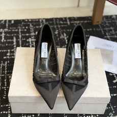 代购级Jimmy Choo 26ss 春夏 系列JC新款 高跟凉鞋模糊鞋履与珠宝配饰之间的界线 鲜明 J 代购级Jimmy Choo 26ss 春夏 系列JC新款 高跟凉鞋模糊鞋履与珠宝配饰之间的界线 鲜明 J