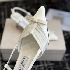 代购级Jimmy Choo 26ss 春夏 系列JC新款 高跟凉鞋模糊鞋履与珠宝配饰之间的界线 鲜明 J 代购级Jimmy Choo 26ss 春夏 系列JC新款 高跟凉鞋模糊鞋履与珠宝配饰之间的界线 鲜明 J