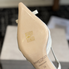 代购级Jimmy Choo 26ss 春夏 系列JC新款 高跟凉鞋模糊鞋履与珠宝配饰之间的界线 鲜明 J 代购级Jimmy Choo 26ss 春夏 系列JC新款 高跟凉鞋模糊鞋履与珠宝配饰之间的界线 鲜明 J