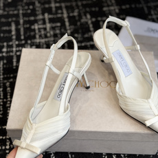 代购级Jimmy Choo 26ss 春夏 系列JC新款 高跟凉鞋模糊鞋履与珠宝配饰之间的界线 鲜明 J 代购级Jimmy Choo 26ss 春夏 系列JC新款 高跟凉鞋模糊鞋履与珠宝配饰之间的界线 鲜明 J